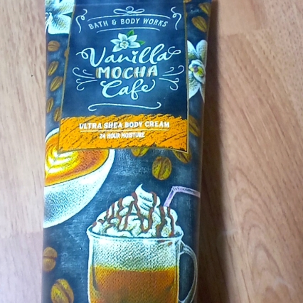 Body cream 24 hour moisture